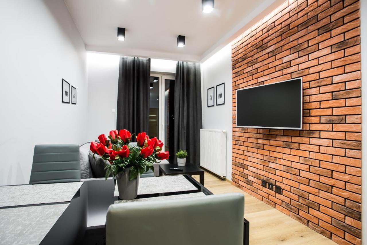 Resinest Apartamenty Jurowiecka J19 Bialystok Exterior photo
